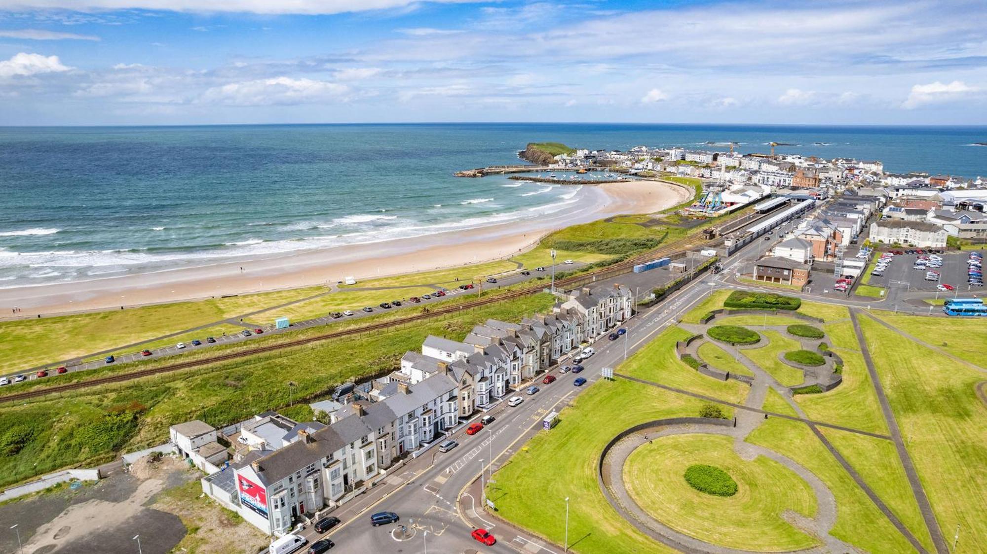 1 Dunluce Park - Portrush By The Sea Leilighet Eksteriør bilde